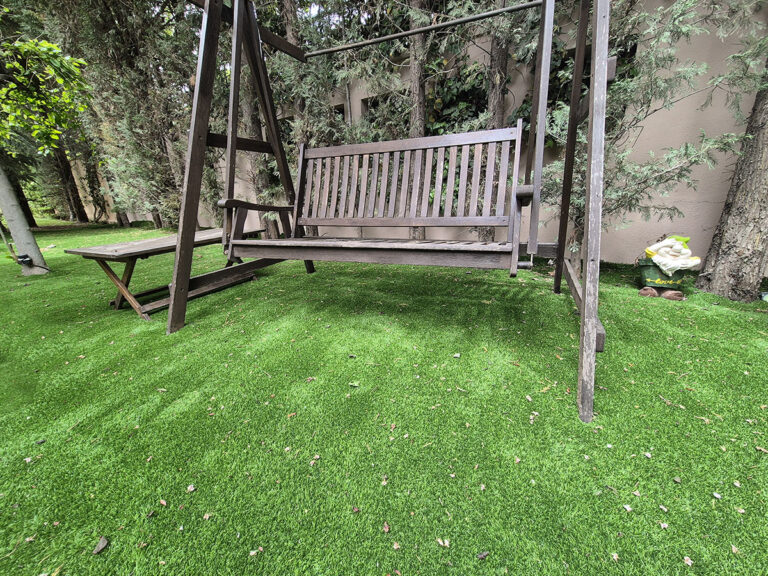 Menemen suni çim halı bahçe zemin