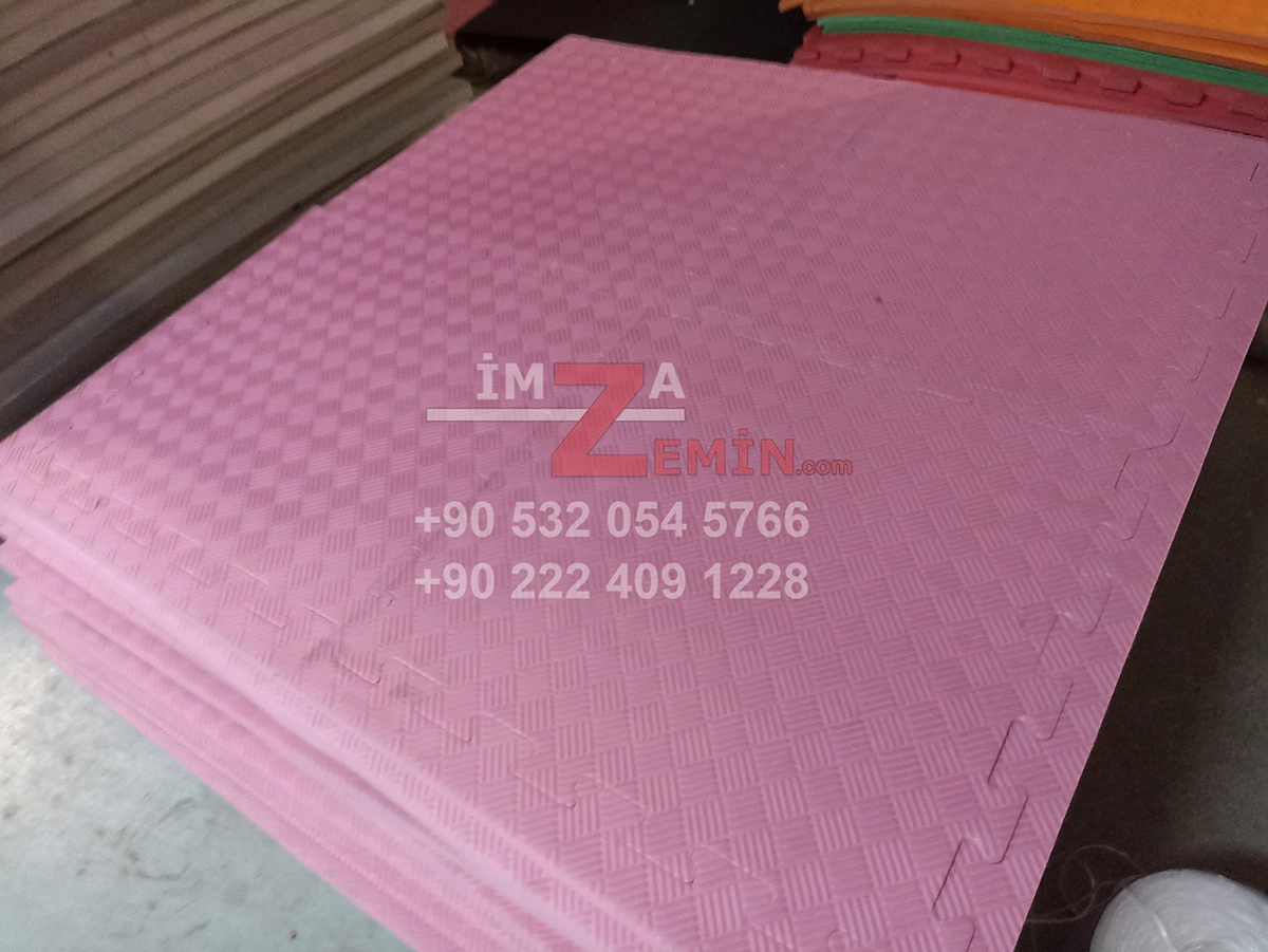 Pembe Tatami Minder 100x100cm 13mm